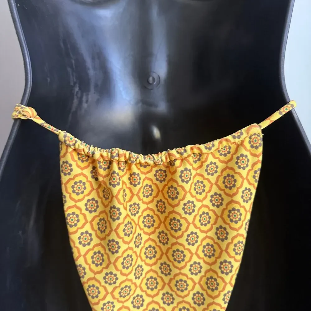SKATIE Bikini Bottoms sz M‎ Yellow Floral Tile Print Sustainable Swimwear NWT